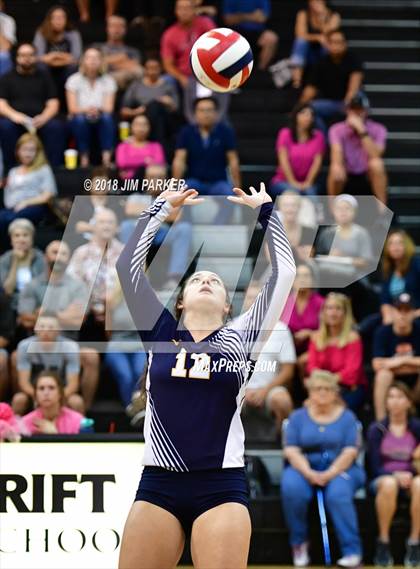 Thumbnail 2 in Stony Point @ Vandegrift photogallery.