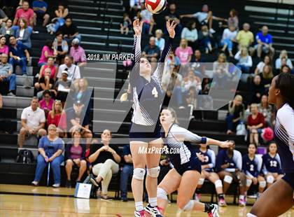Thumbnail 1 in Stony Point @ Vandegrift photogallery.