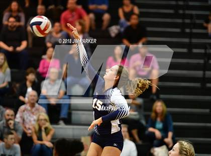 Thumbnail 1 in Stony Point @ Vandegrift photogallery.