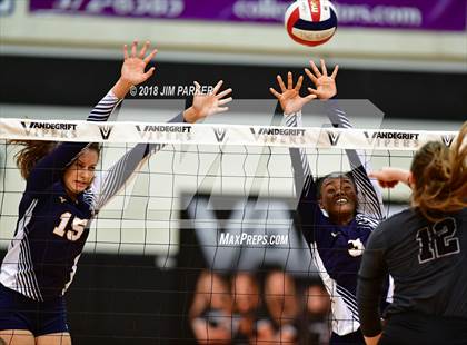 Thumbnail 2 in Stony Point @ Vandegrift photogallery.