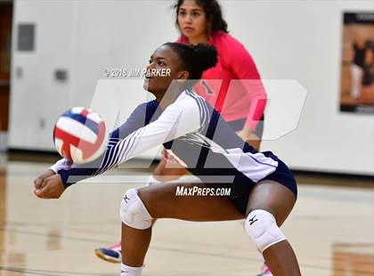 Thumbnail 2 in Stony Point @ Vandegrift photogallery.