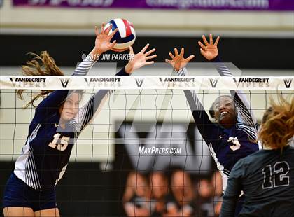 Thumbnail 2 in Stony Point @ Vandegrift photogallery.