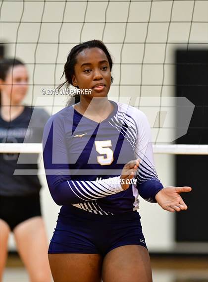 Thumbnail 1 in Stony Point @ Vandegrift photogallery.
