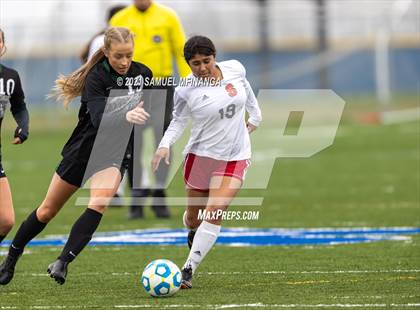 Thumbnail 2 in Omaha South vs. Millard West photogallery.