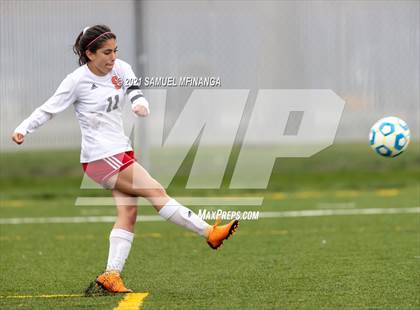 Thumbnail 3 in Omaha South vs. Millard West photogallery.