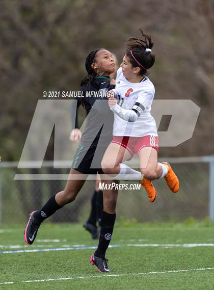 Thumbnail 3 in Omaha South vs. Millard West photogallery.