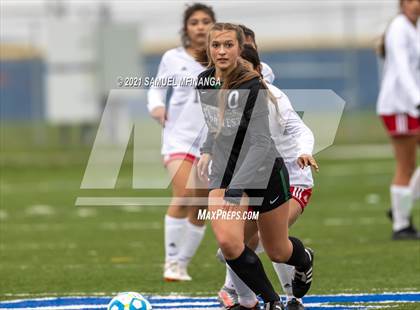 Thumbnail 2 in Omaha South vs. Millard West photogallery.
