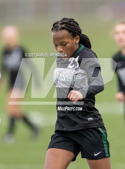 Thumbnail 1 in Omaha South vs. Millard West photogallery.