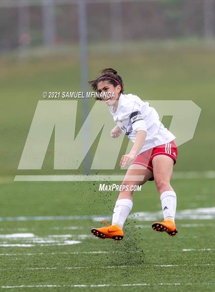 Thumbnail 2 in Omaha South vs. Millard West photogallery.