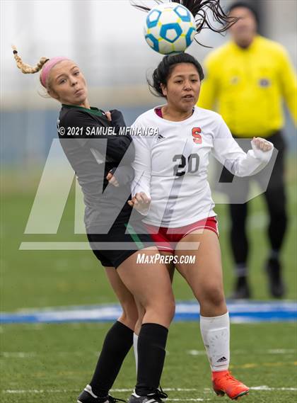Thumbnail 3 in Omaha South vs. Millard West photogallery.