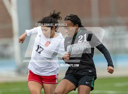 Thumbnail 3 in Omaha South vs. Millard West photogallery.