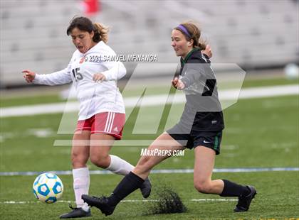 Thumbnail 3 in Omaha South vs. Millard West photogallery.