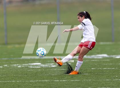 Thumbnail 3 in Omaha South vs. Millard West photogallery.