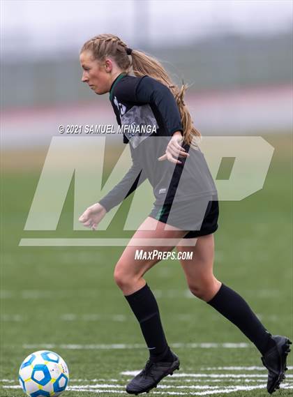 Thumbnail 3 in Omaha South vs. Millard West photogallery.