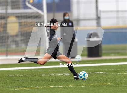 Thumbnail 2 in Omaha South vs. Millard West photogallery.