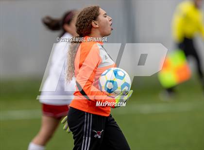 Thumbnail 2 in Omaha South vs. Millard West photogallery.
