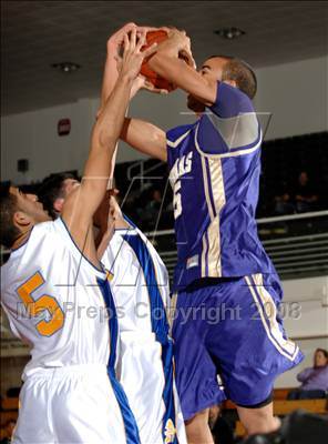 Thumbnail 2 in Diamond Bar vs. Bishop Amat (SoCal Shootout) photogallery.
