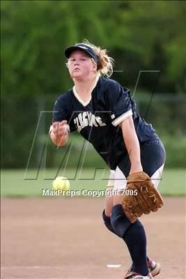 Thumbnail 1 in Folsom vs. Elk Grove (Sec. Playoff) photogallery.