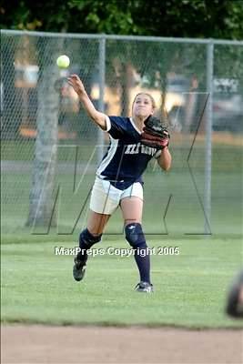 Thumbnail 1 in Folsom vs. Elk Grove (Sec. Playoff) photogallery.