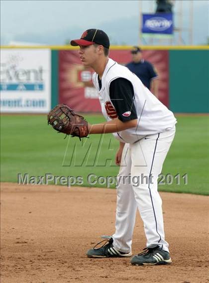 Thumbnail 2 in Central Catholic vs. Serra Catholic (PIAA Class A Final) photogallery.