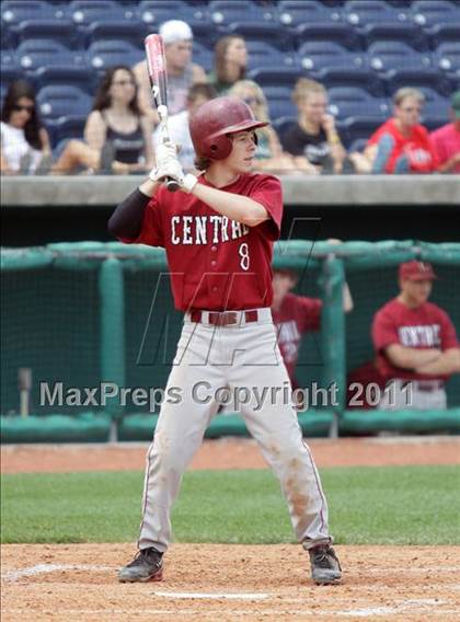Thumbnail 3 in Central Catholic vs. Serra Catholic (PIAA Class A Final) photogallery.