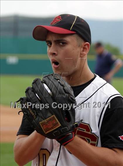 Thumbnail 2 in Central Catholic vs. Serra Catholic (PIAA Class A Final) photogallery.