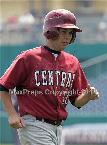 Thumbnail 2 in Central Catholic vs. Serra Catholic (PIAA Class A Final) photogallery.