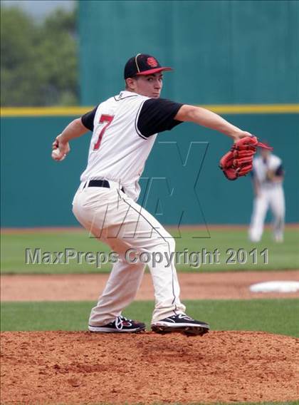 Thumbnail 3 in Central Catholic vs. Serra Catholic (PIAA Class A Final) photogallery.