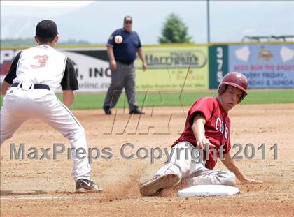 Thumbnail 3 in Central Catholic vs. Serra Catholic (PIAA Class A Final) photogallery.