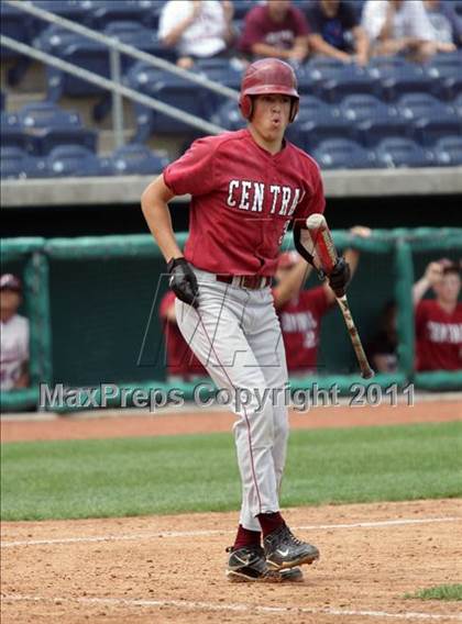 Thumbnail 2 in Central Catholic vs. Serra Catholic (PIAA Class A Final) photogallery.