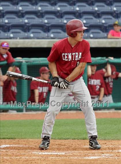 Thumbnail 3 in Central Catholic vs. Serra Catholic (PIAA Class A Final) photogallery.