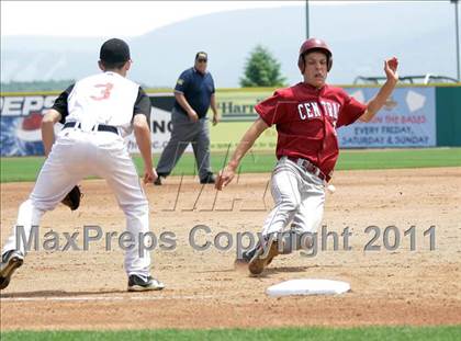 Thumbnail 1 in Central Catholic vs. Serra Catholic (PIAA Class A Final) photogallery.