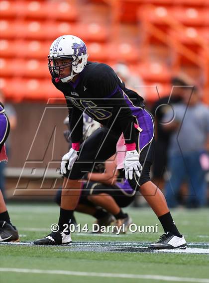 Thumbnail 1 in Pac-Five vs. Damien photogallery.