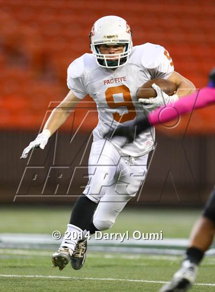 Thumbnail 3 in Pac-Five vs. Damien photogallery.