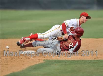 Thumbnail 3 in Oaks Christian vs. Palm Desert (CIF SS D4 Semifinals) photogallery.