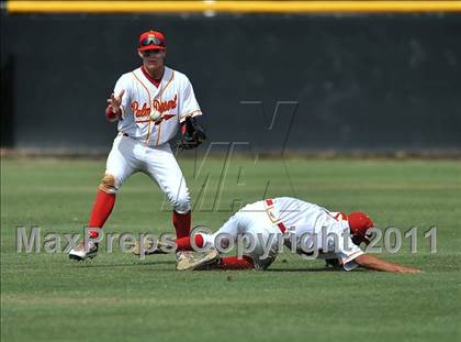 Thumbnail 2 in Oaks Christian vs. Palm Desert (CIF SS D4 Semifinals) photogallery.