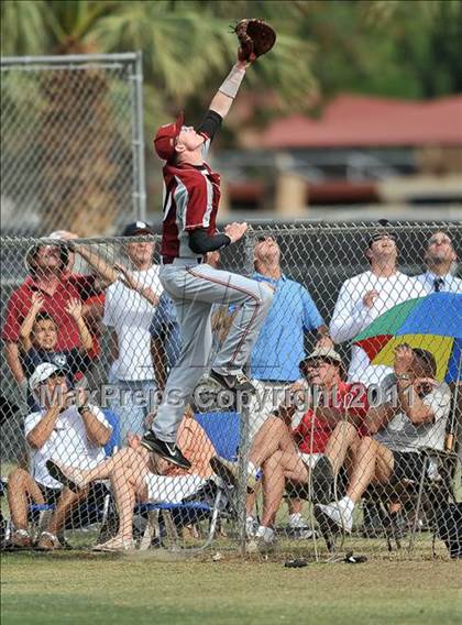 Thumbnail 1 in Oaks Christian vs. Palm Desert (CIF SS D4 Semifinals) photogallery.