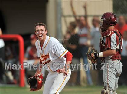 Thumbnail 3 in Oaks Christian vs. Palm Desert (CIF SS D4 Semifinals) photogallery.