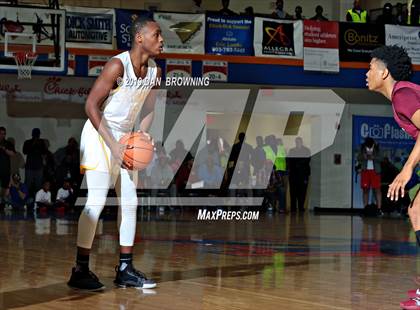 Thumbnail 2 in St. Frances Academy vs. Memphis East (Chick-Fil-A Classic) photogallery.
