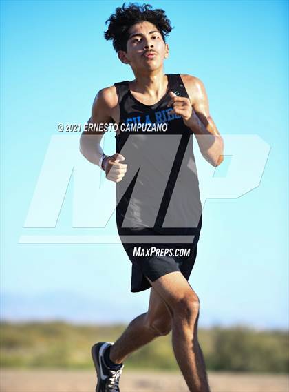 Thumbnail 2 in Yuma Varsity District Championship photogallery.