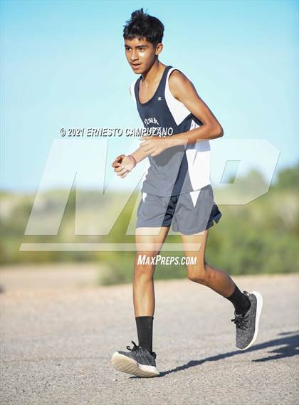 Thumbnail 2 in Yuma Varsity District Championship photogallery.