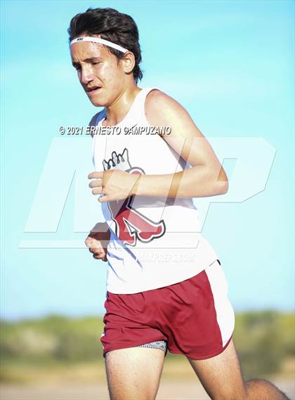 Thumbnail 2 in Yuma Varsity District Championship photogallery.