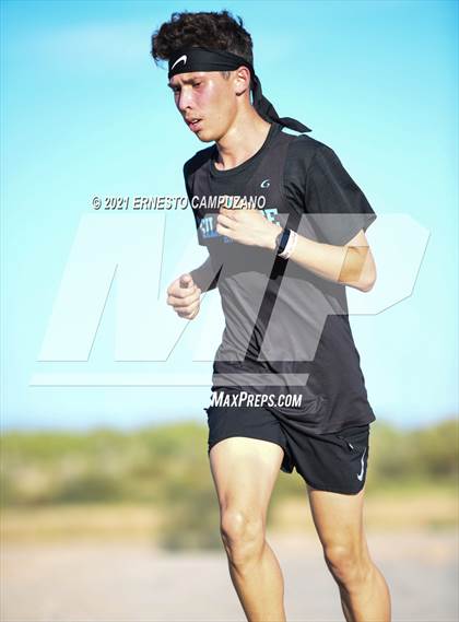 Thumbnail 3 in Yuma Varsity District Championship photogallery.