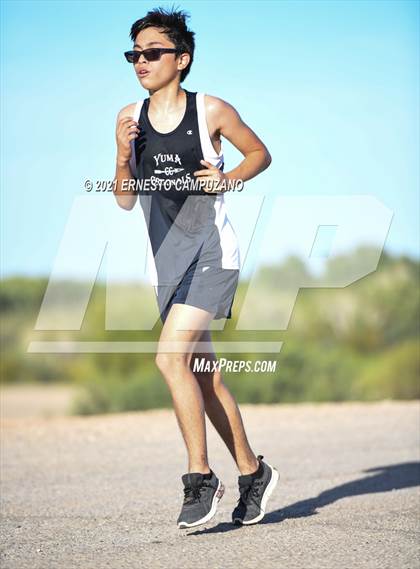 Thumbnail 2 in Yuma Varsity District Championship photogallery.
