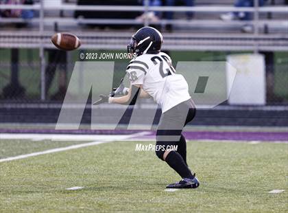 Thumbnail 3 in DeKalb @ Leo photogallery.