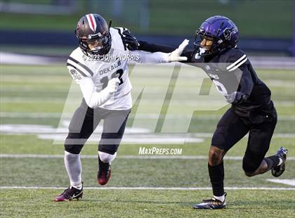 Thumbnail 1 in DeKalb @ Leo photogallery.