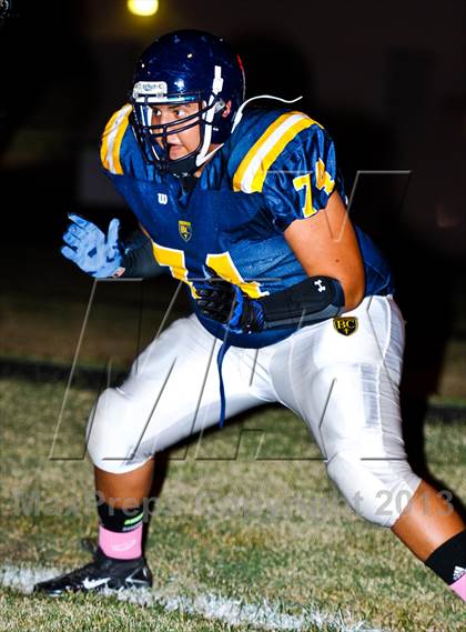 Thumbnail 1 in Antelope @ Bourgade Catholic photogallery.