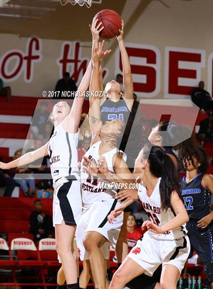 Thumbnail 3 in Harvard-Westlake vs. Windward (Battle at the Beach) photogallery.