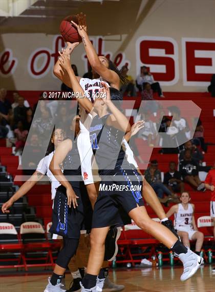 Thumbnail 1 in Harvard-Westlake vs. Windward (Battle at the Beach) photogallery.