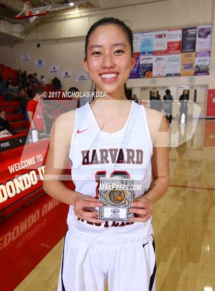 Thumbnail 1 in Harvard-Westlake vs. Windward (Battle at the Beach) photogallery.